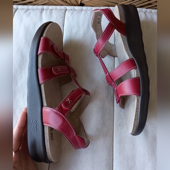 SAS Shoes - SAS Red Leather Strap Sandals_9.5 W